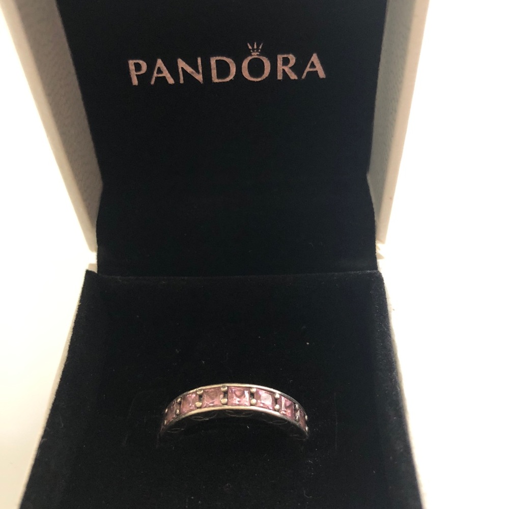 Pandora ring